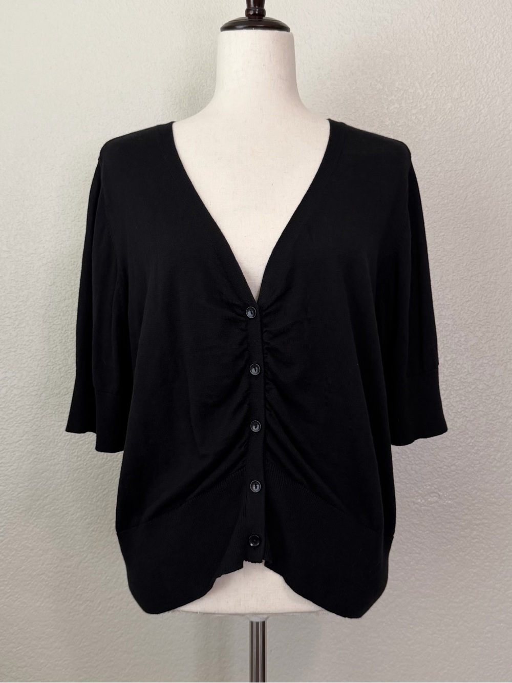 NWT Notations 100% Cotton Black Scrunch Front Button Down Cardigan, Size 1X